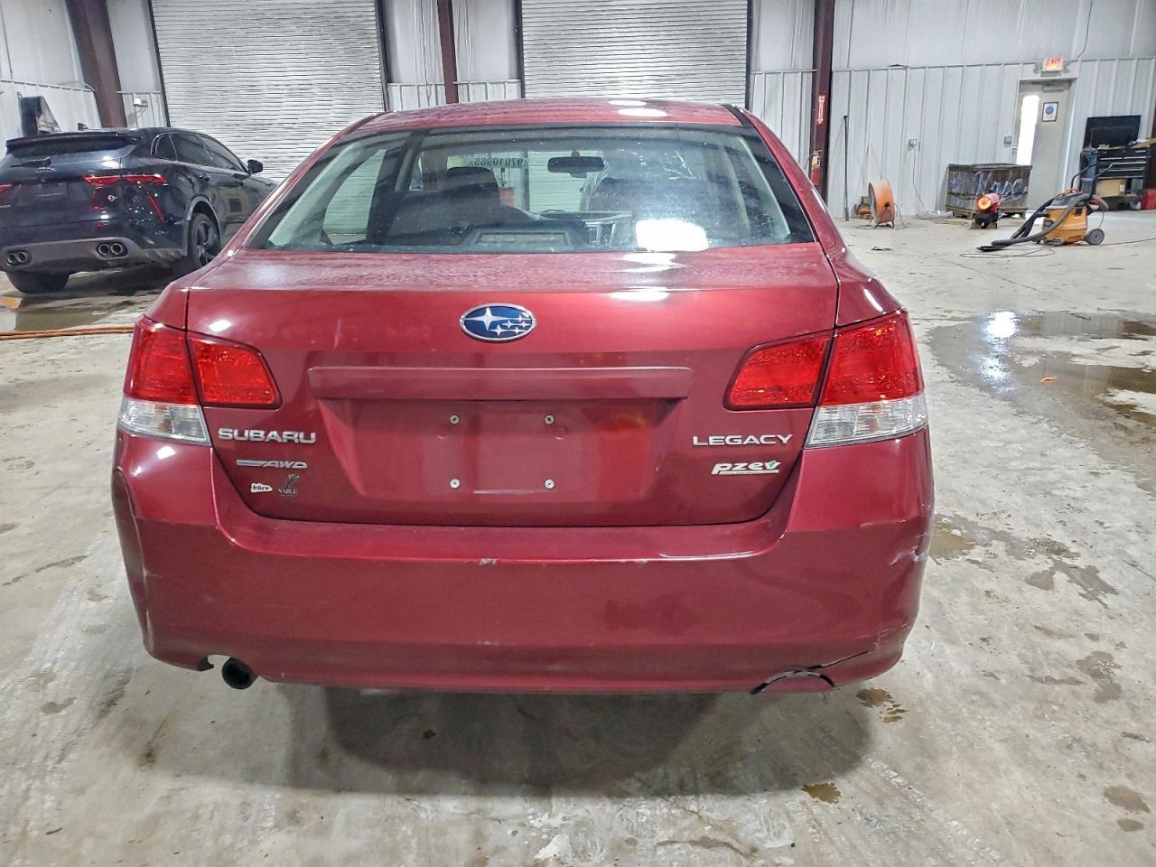 2013 SUBARU Legacy