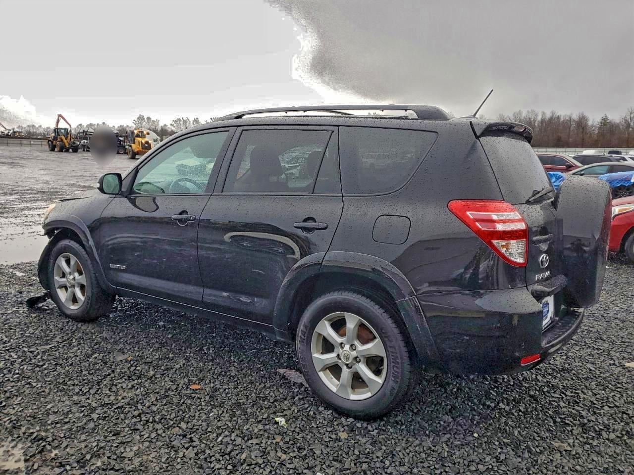 2011 TOYOTA RAV4
