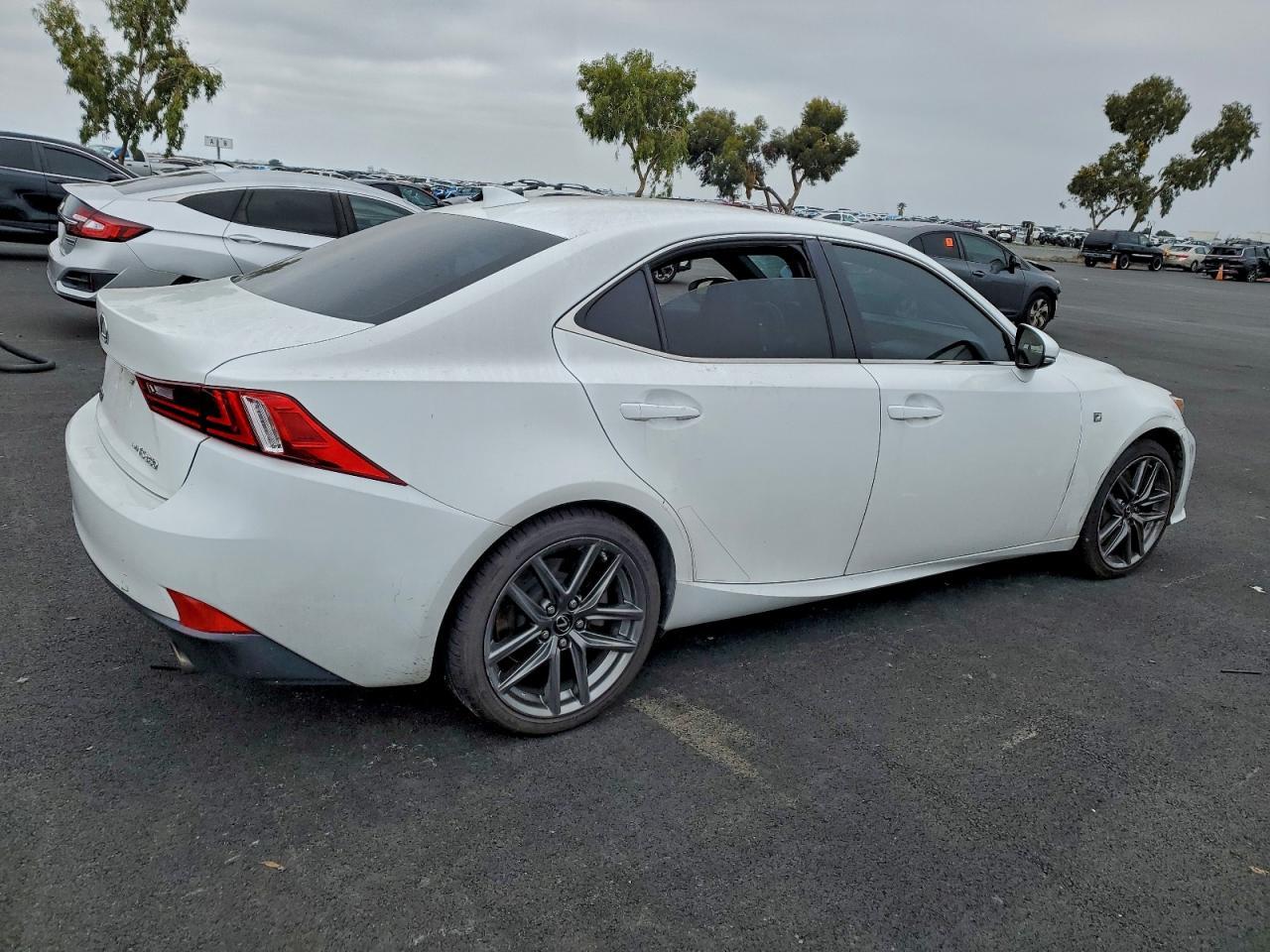 2015 LEXUS IS 350