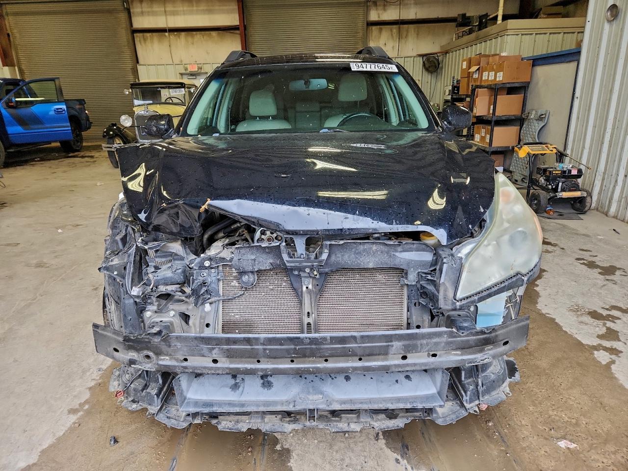 2014 SUBARU Outback