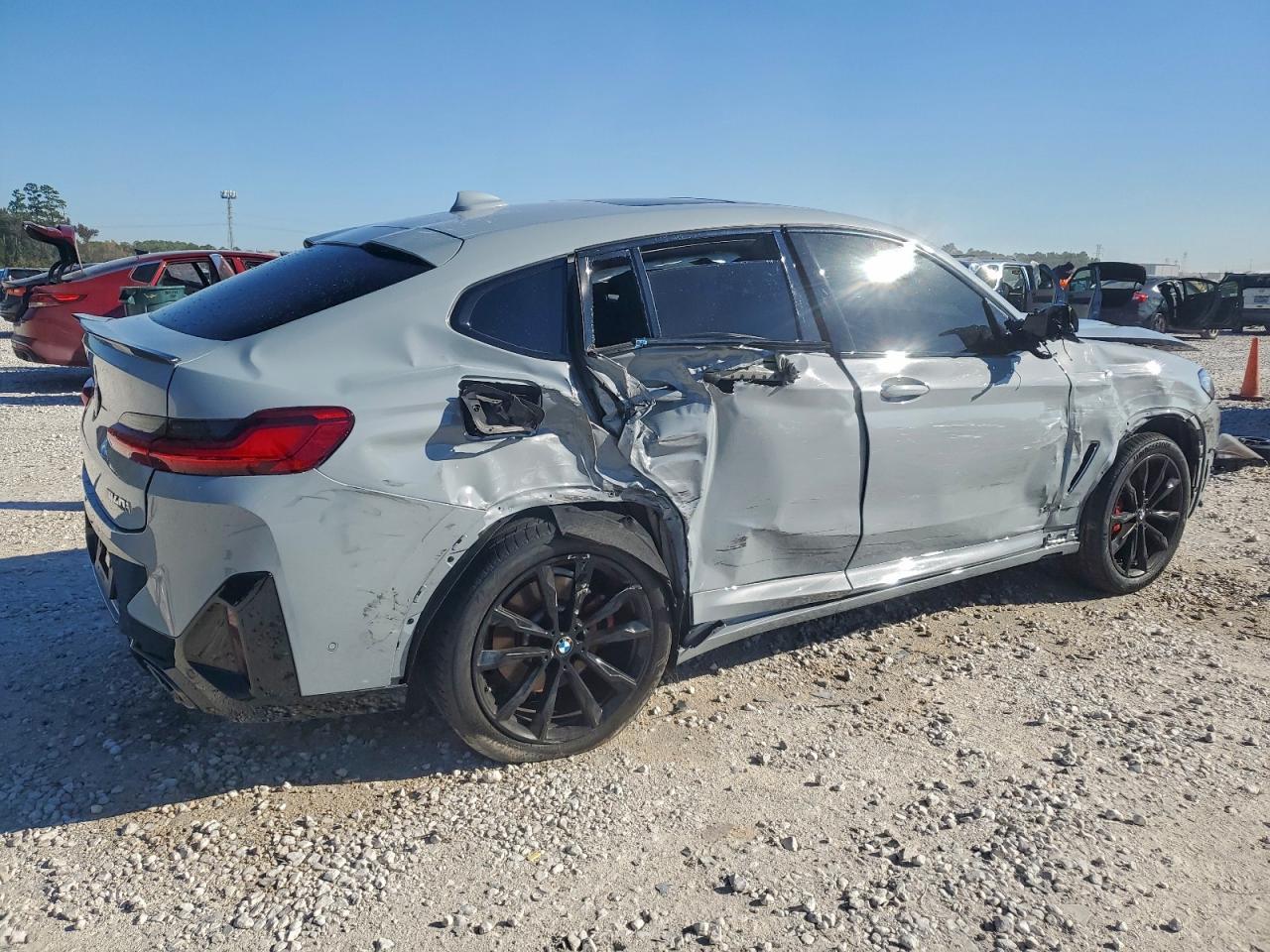 2025 BMW X4