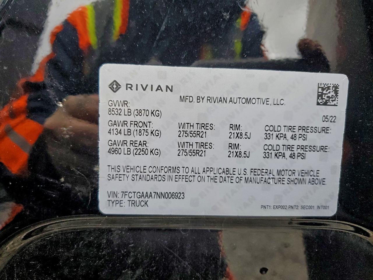 2022 RIVIAN R1t