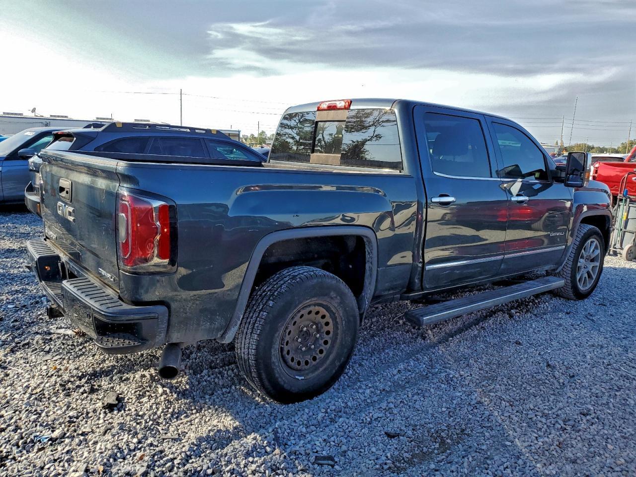 2018 GMC Sierra