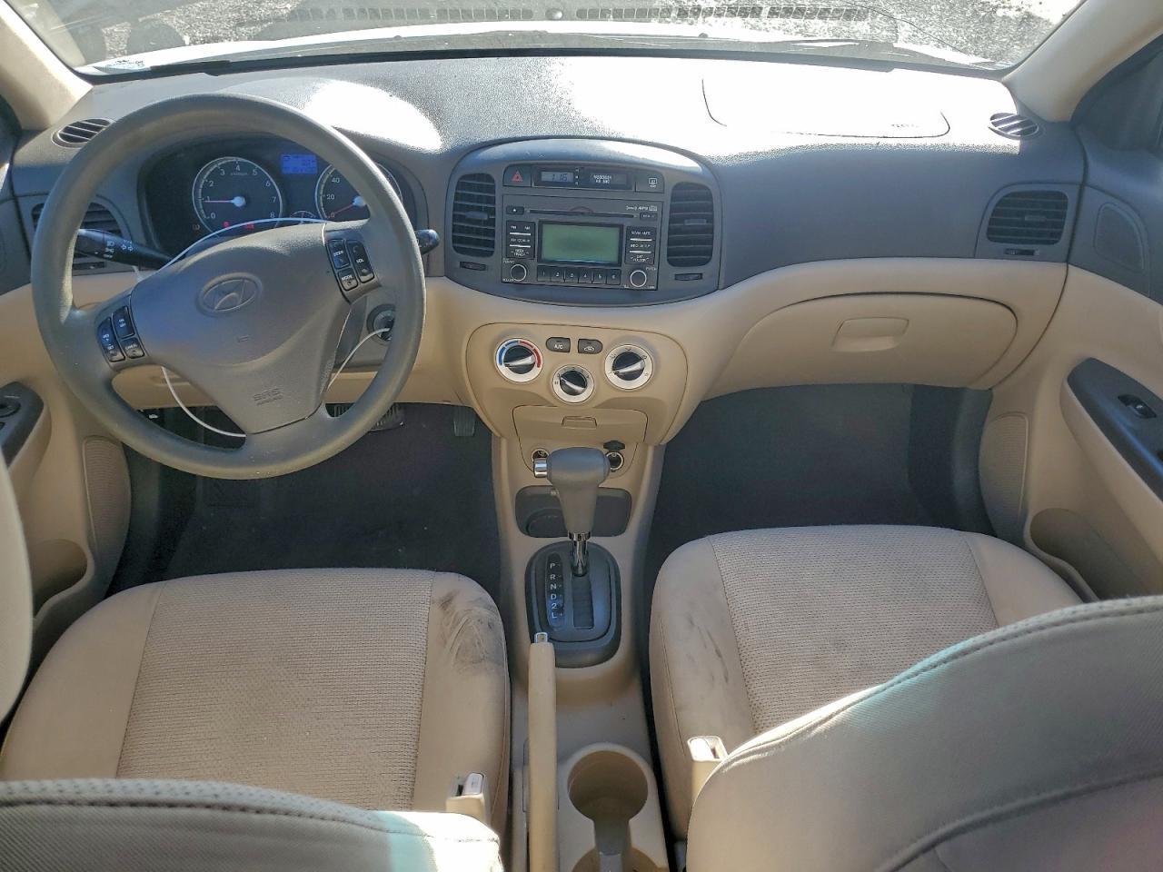 2011 HYUNDAI ACCENT