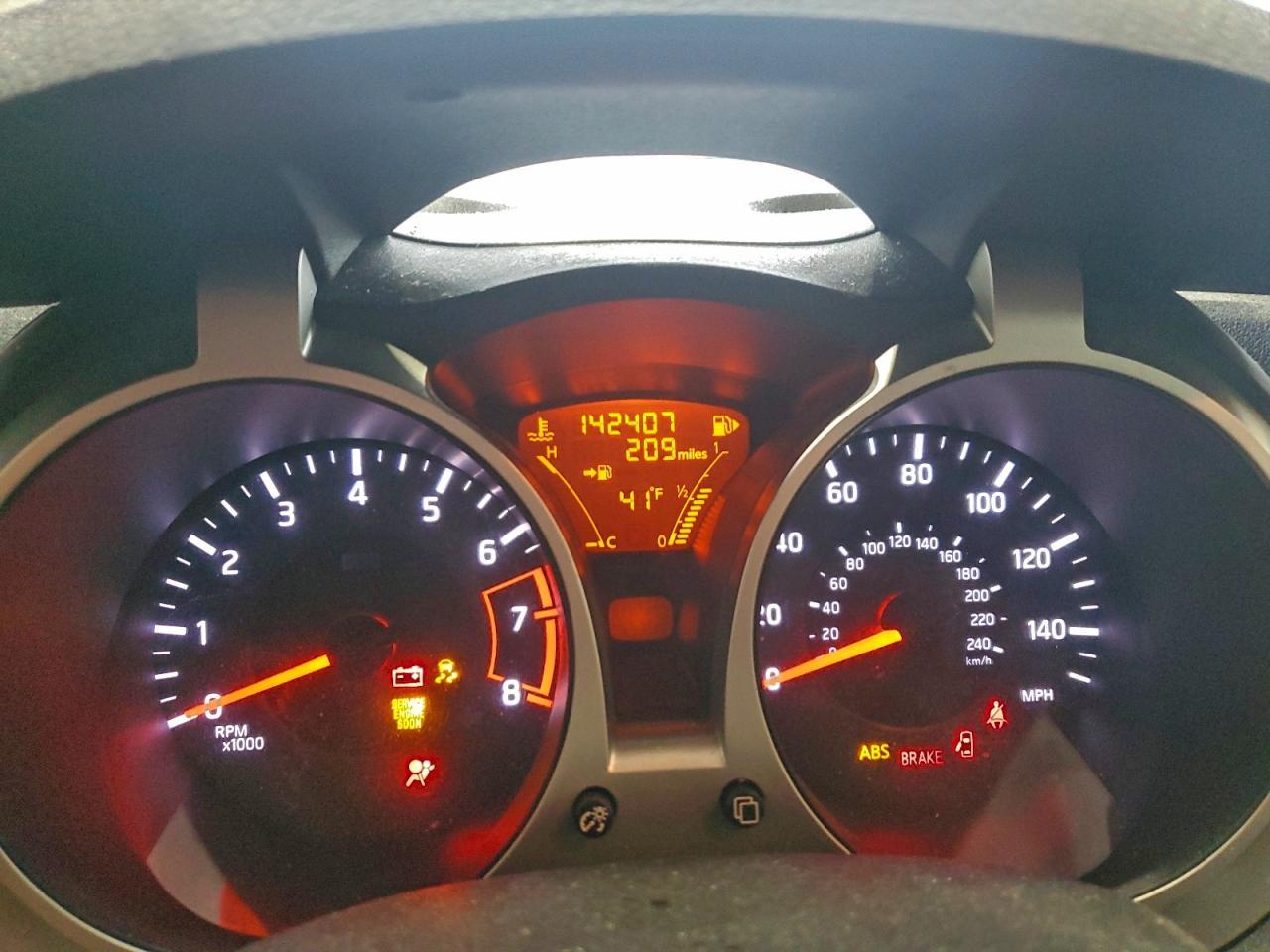 2014 NISSAN Juke