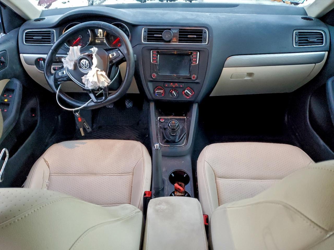 2017 VOLKSWAGEN JETTA