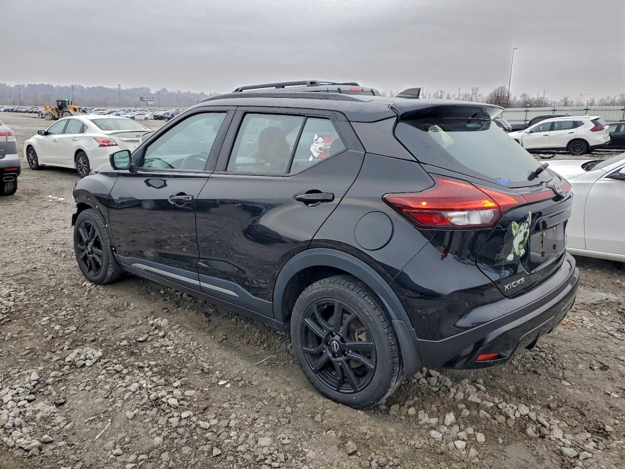 2022 NISSAN KICKS
