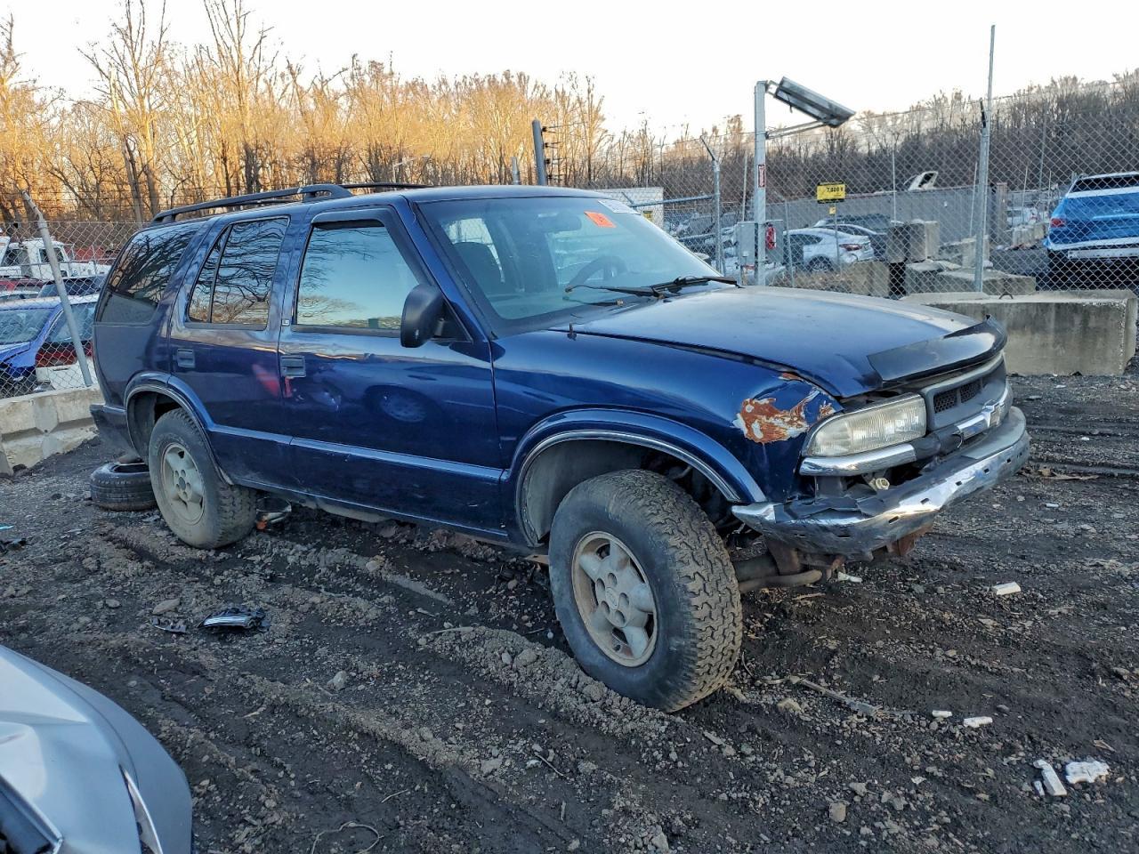 2001 CHEVROLET BLAZER