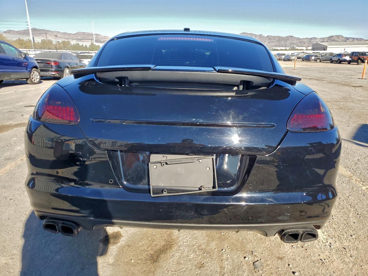 2013 PORSCHE Panamera