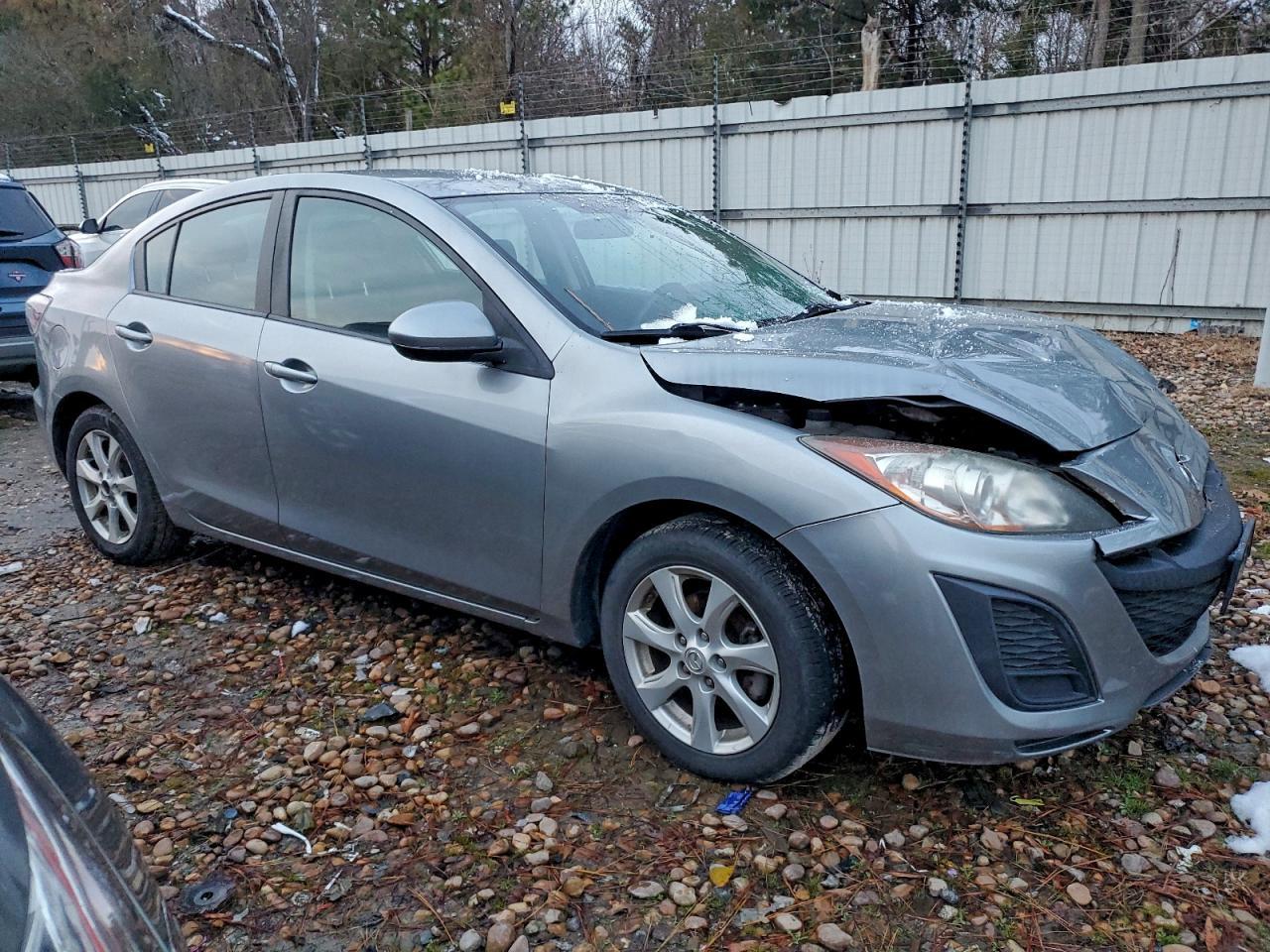 2010 MAZDA 3
