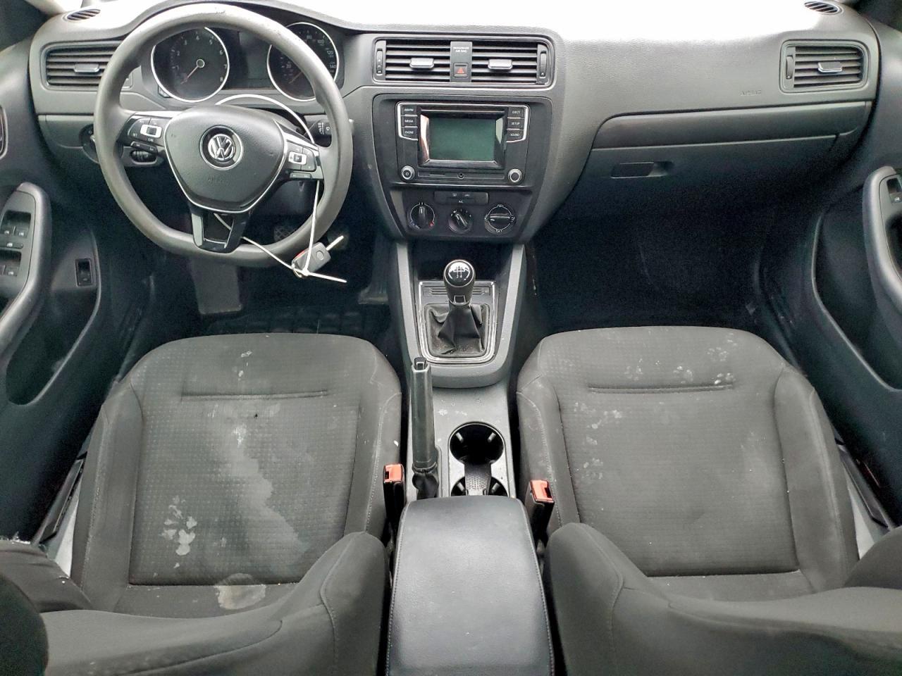 2016 VOLKSWAGEN JETTA
