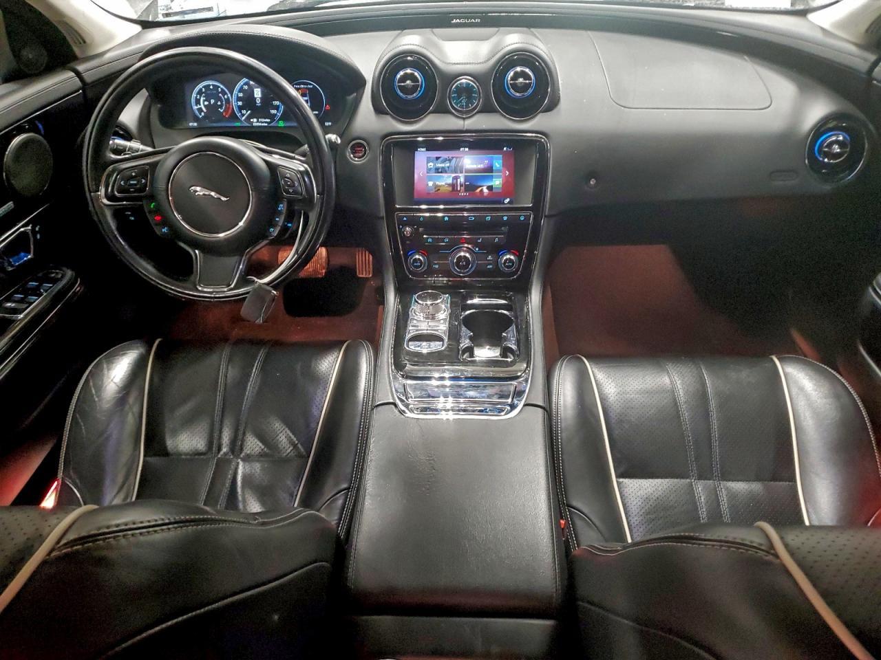 2016 JAGUAR Xj-Series