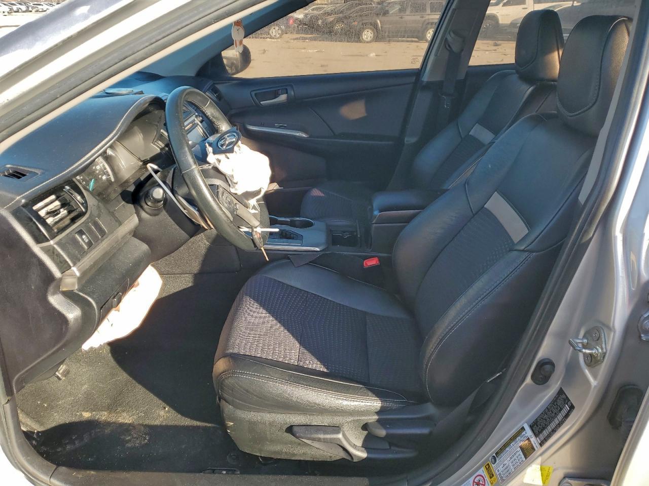 2014 TOYOTA CAMRY