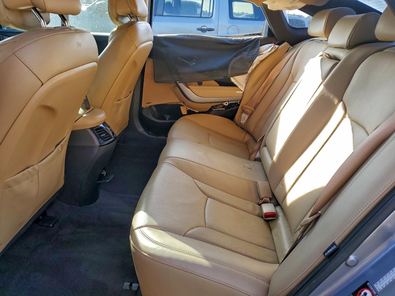 2016 HYUNDAI Azera