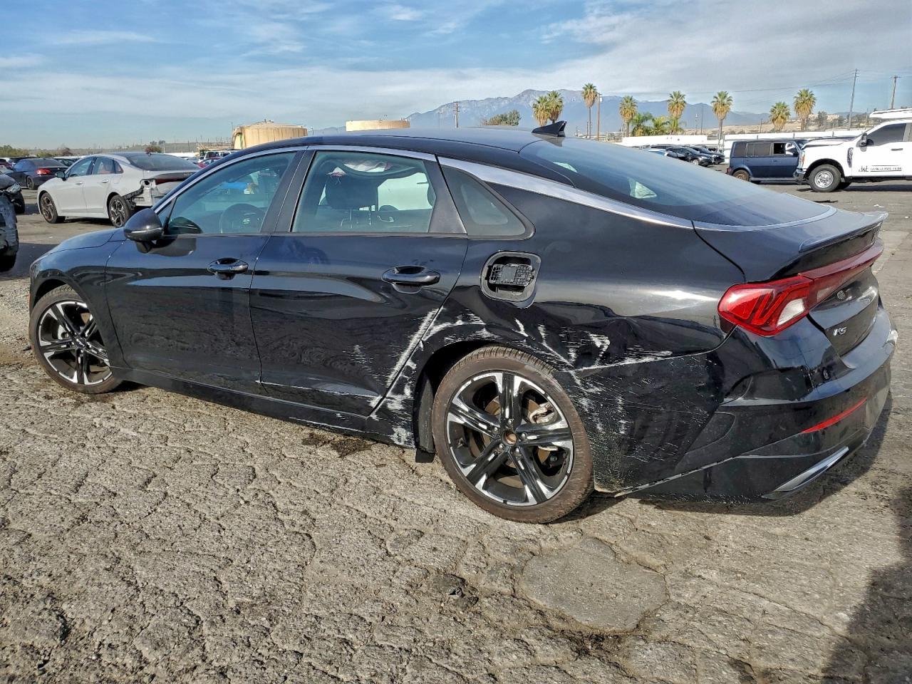 2022 KIA K5