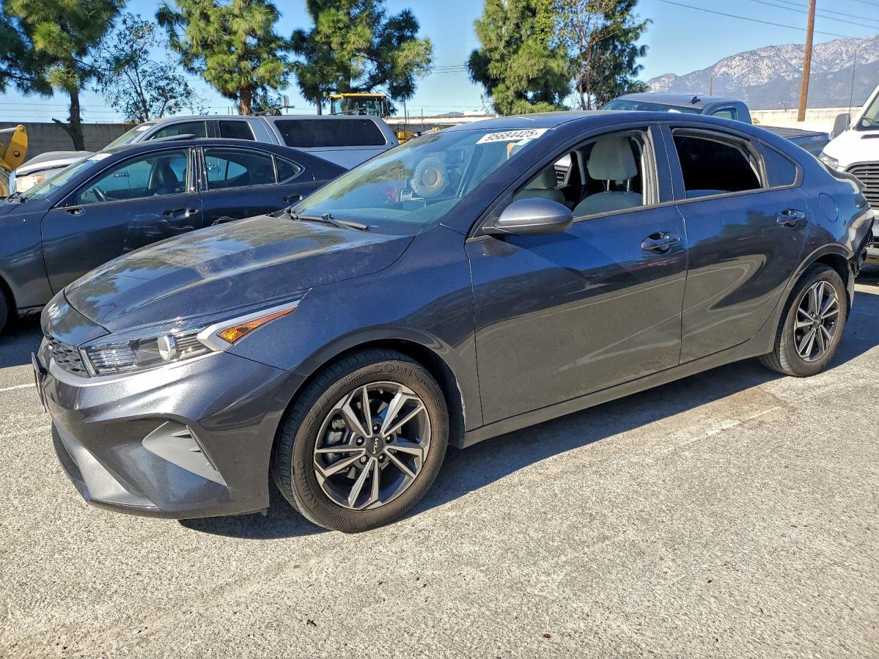 2023 KIA FORTE