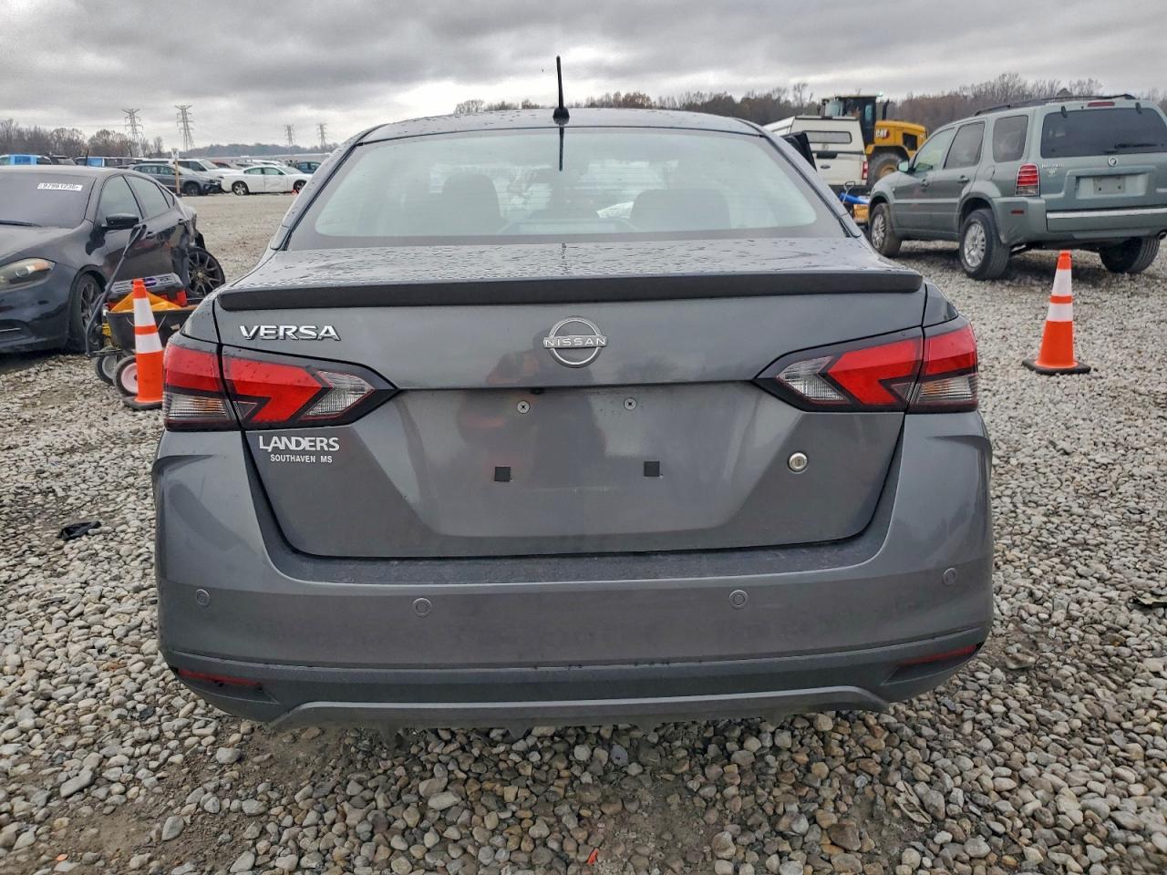 2024 NISSAN VERSA