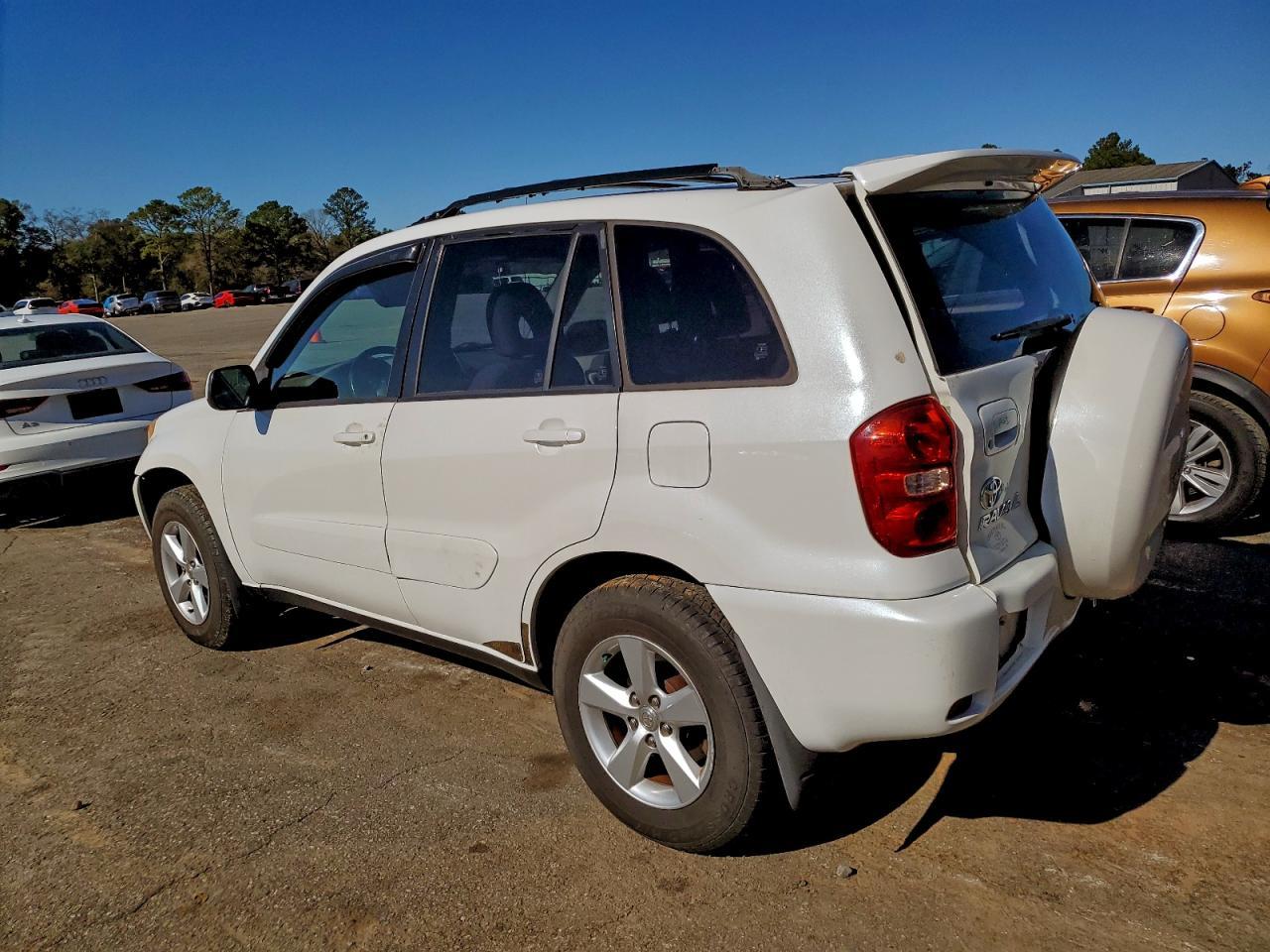 2004 TOYOTA RAV4