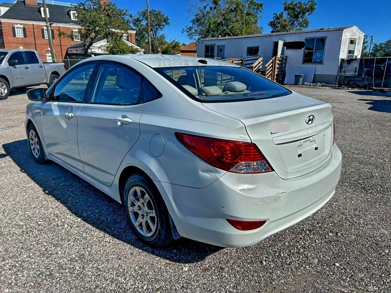 2013 HYUNDAI ACCENT