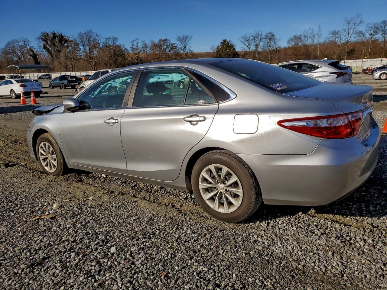 2017 TOYOTA CAMRY