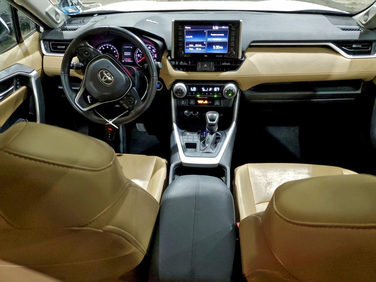 2019 TOYOTA RAV4