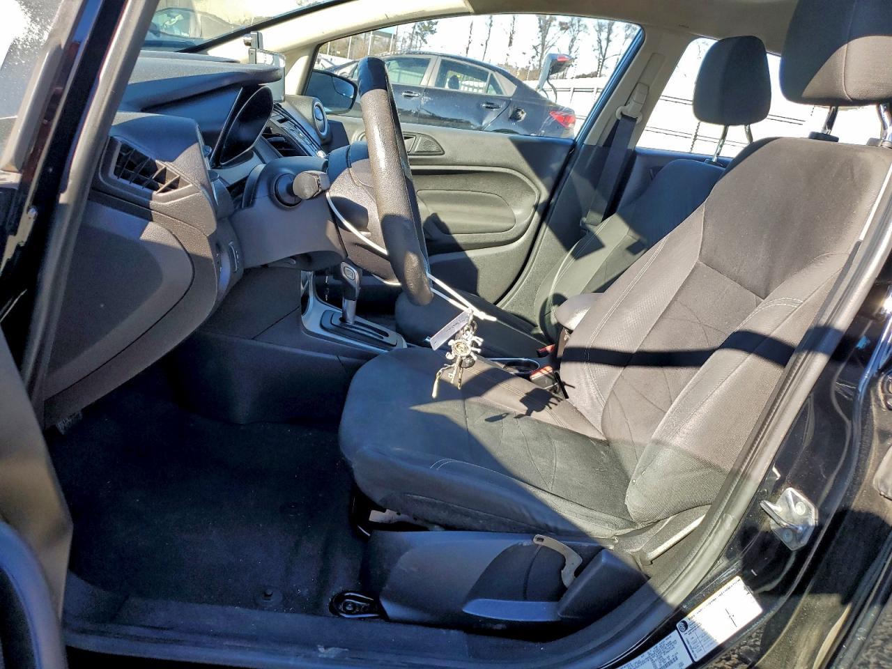 2017 FORD Fiesta