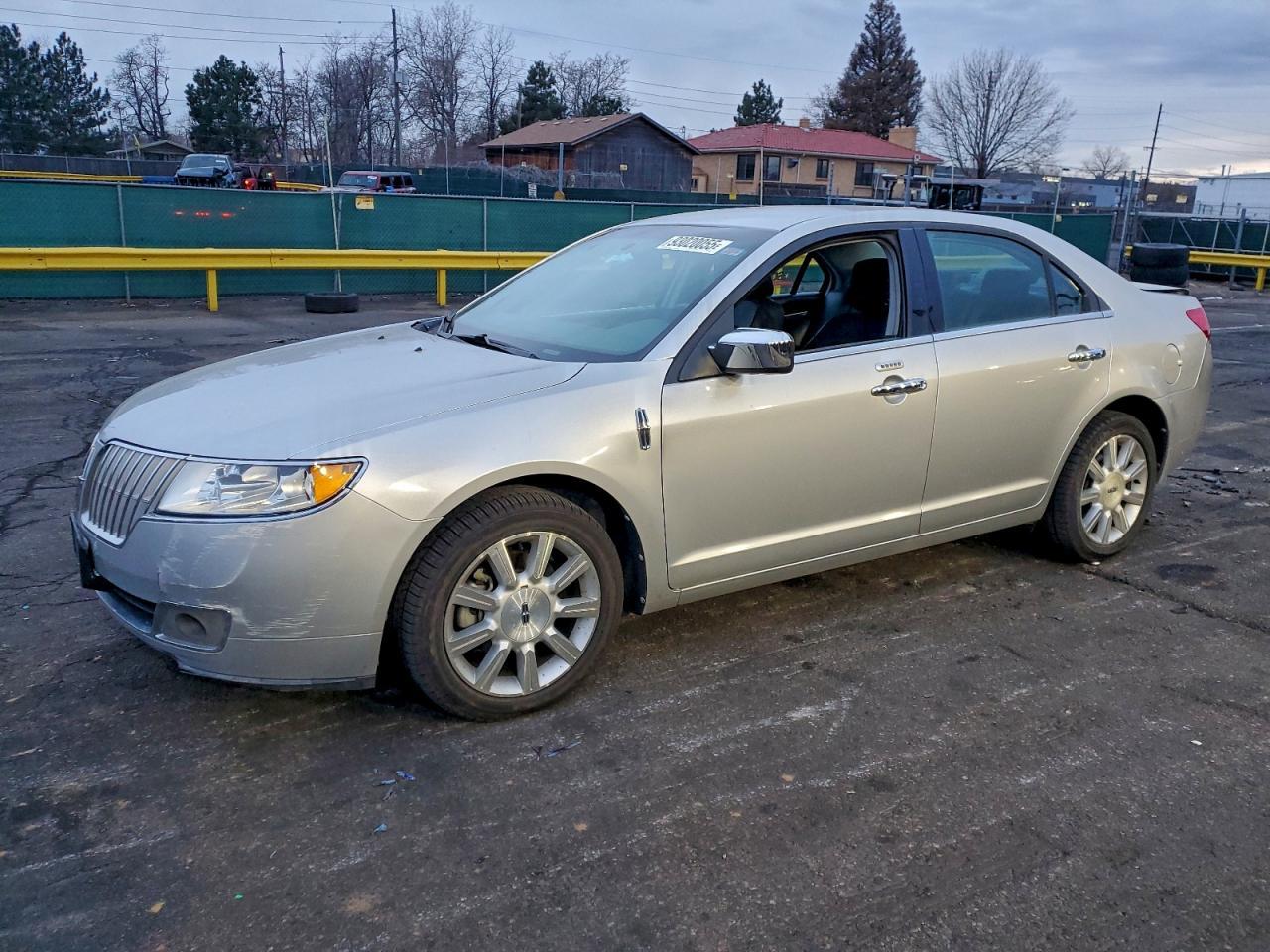 2010 LINCOLN MKZ