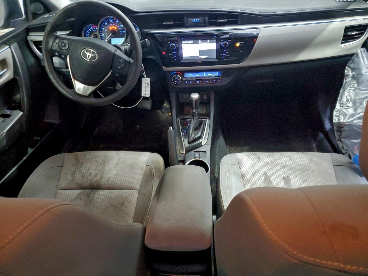 2015 TOYOTA COROLLA