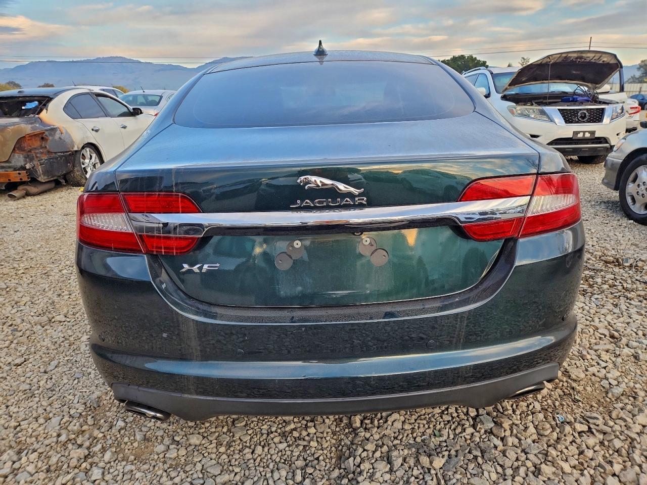2015 JAGUAR XF