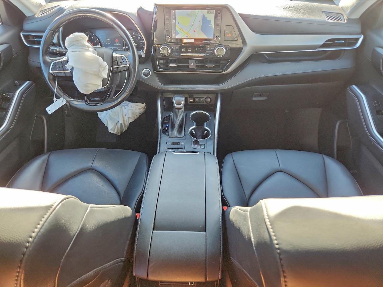 2020 TOYOTA HIGHLANDER