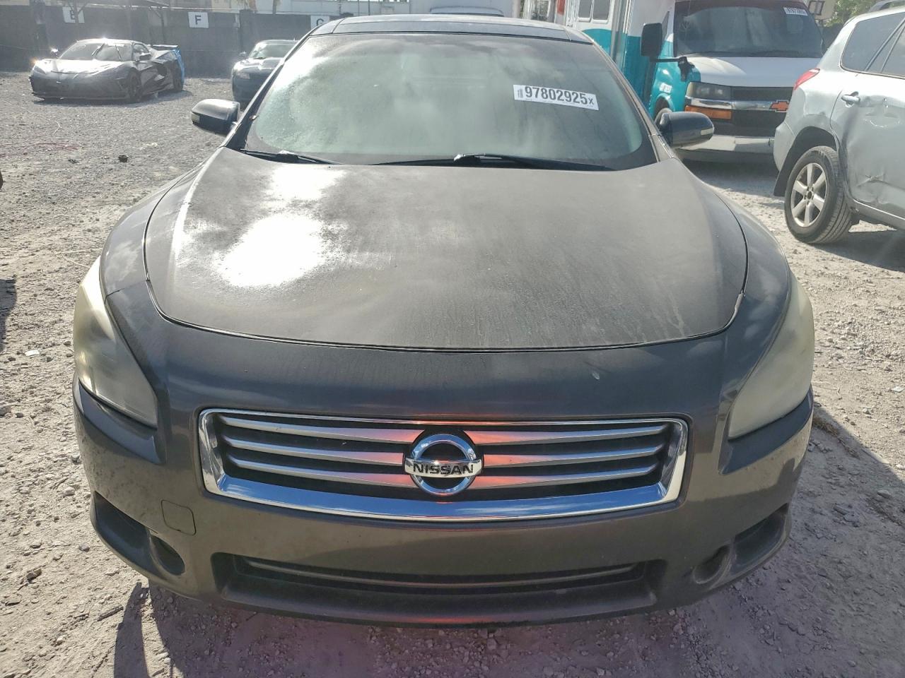 2012 NISSAN Maxima