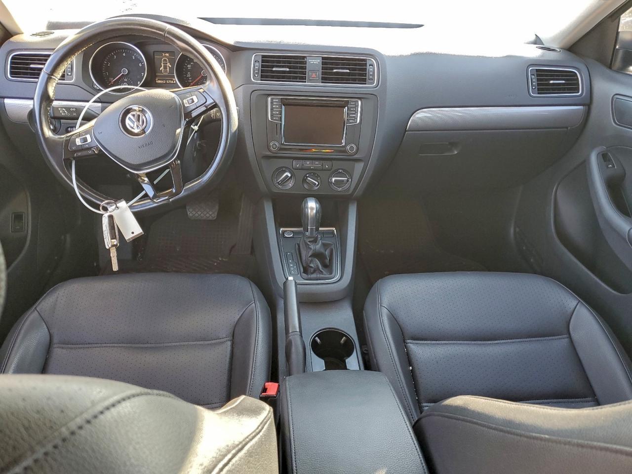 2017 VOLKSWAGEN JETTA