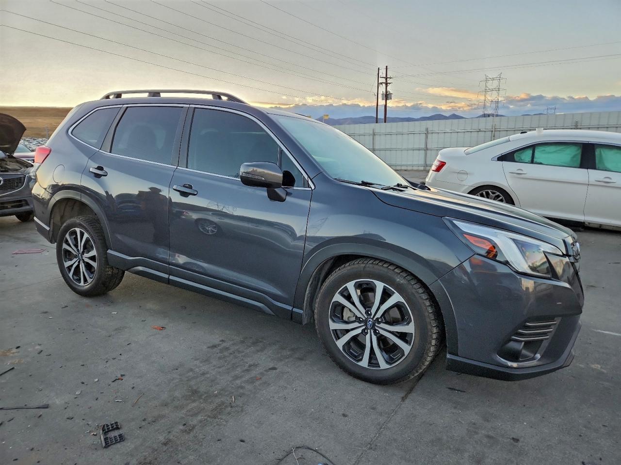 2023 SUBARU FORESTER