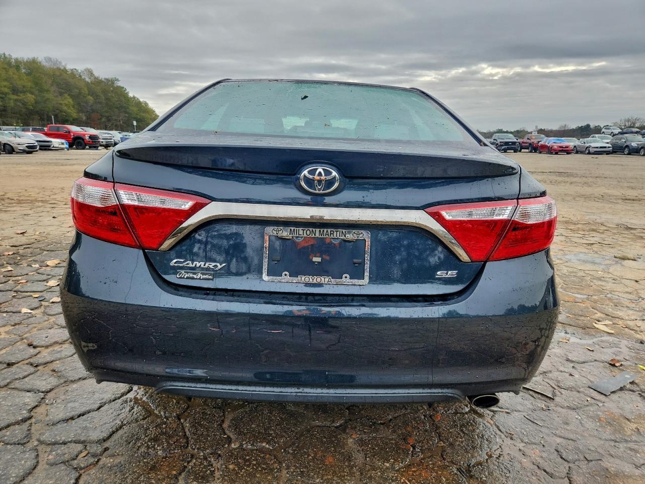2017 TOYOTA CAMRY