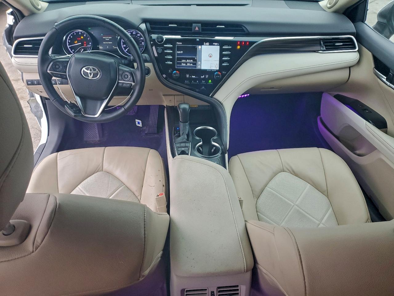 2018 TOYOTA CAMRY