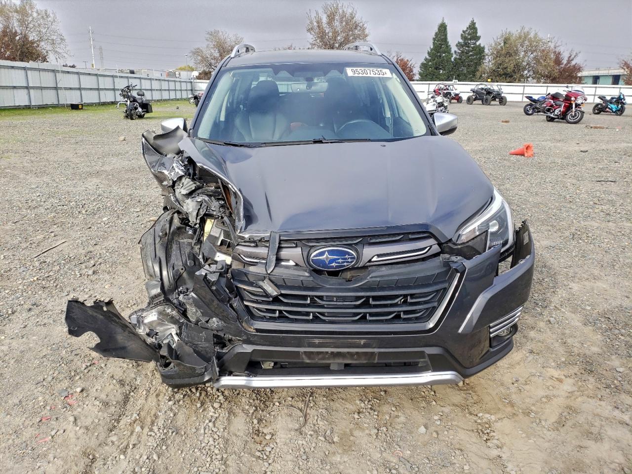 2022 SUBARU FORESTER