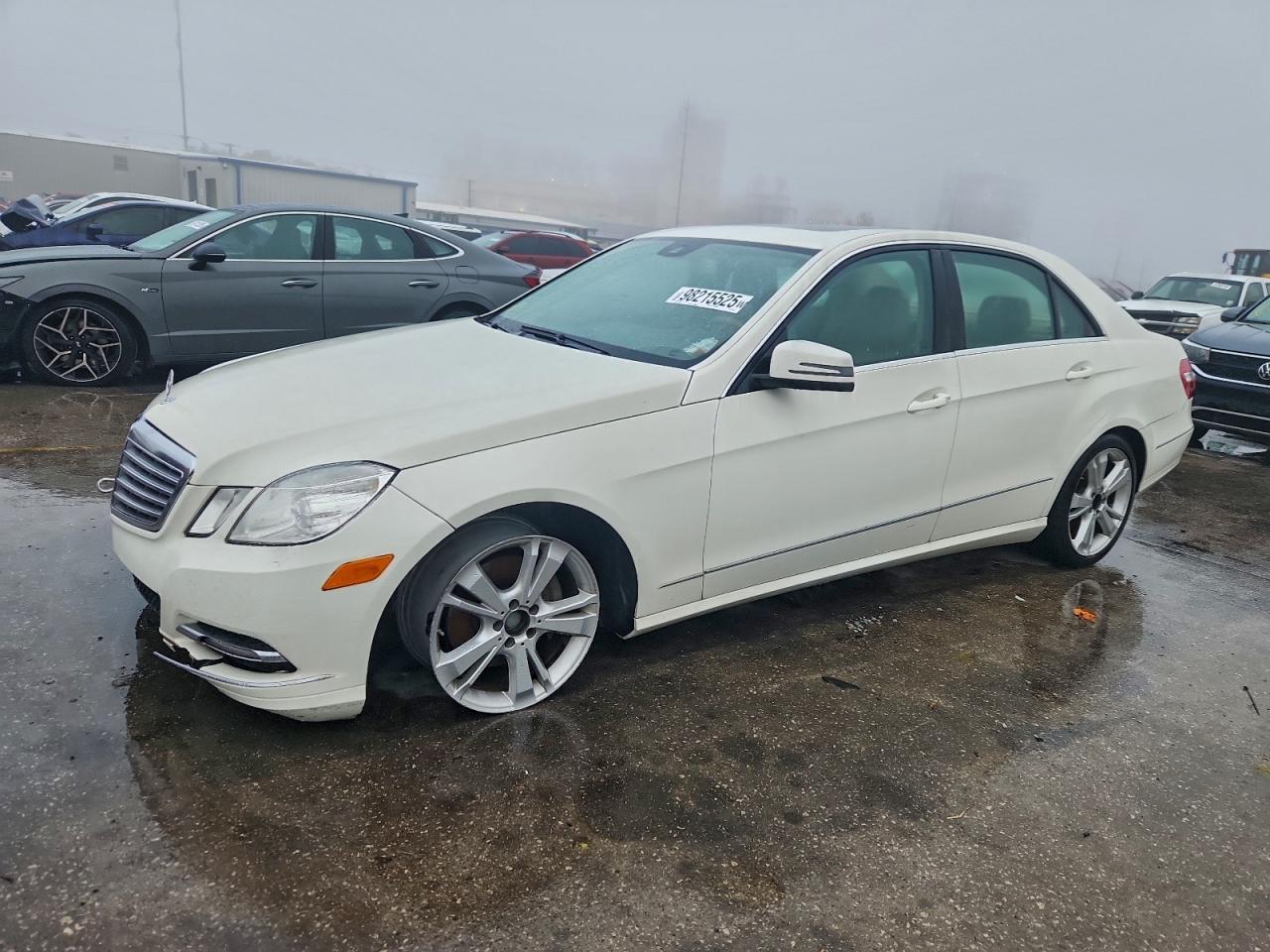 2012 MERCEDES-BENZ E-Class