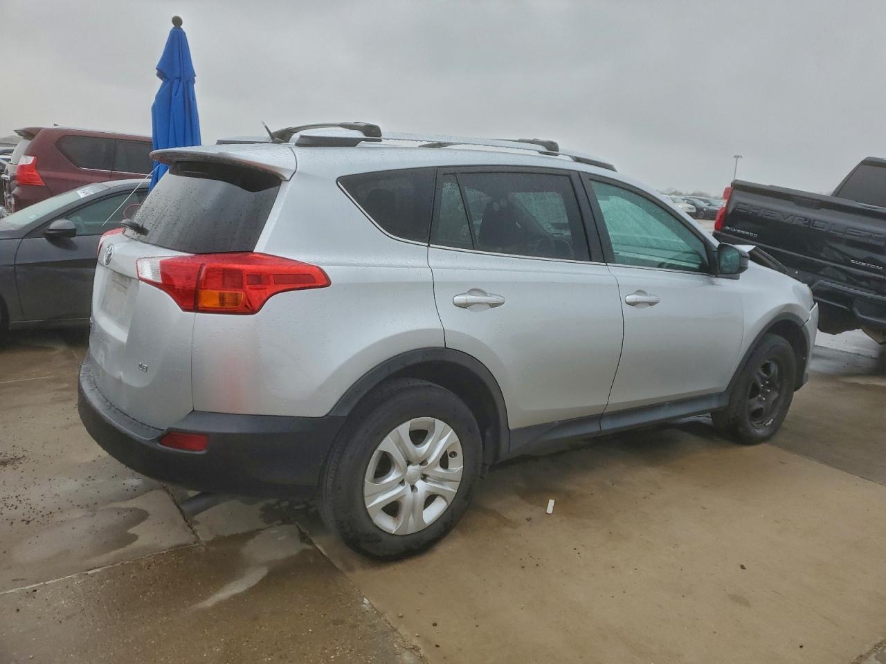 2015 TOYOTA RAV4