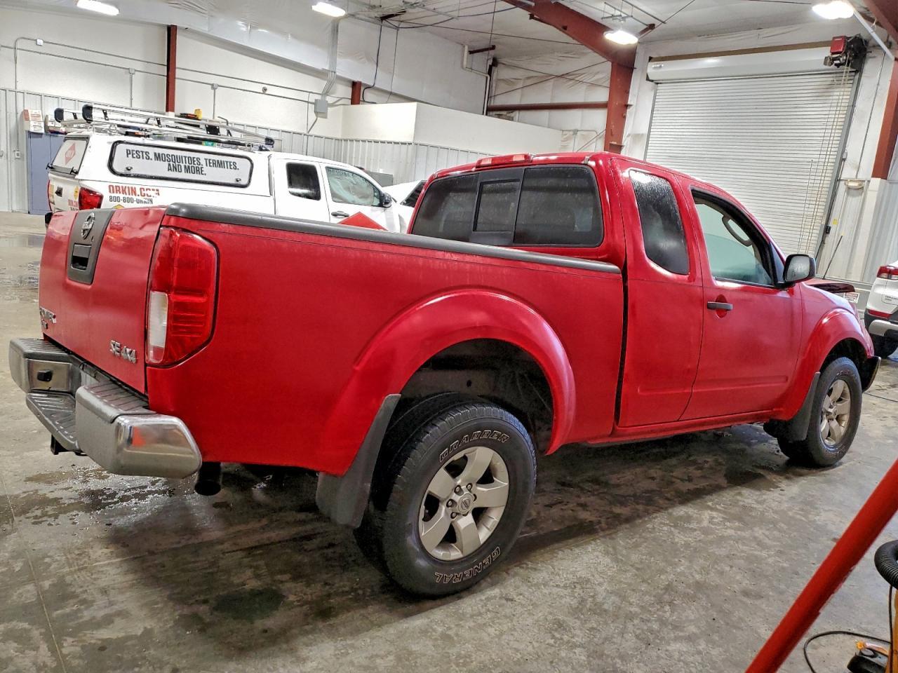 2010 NISSAN Frontier