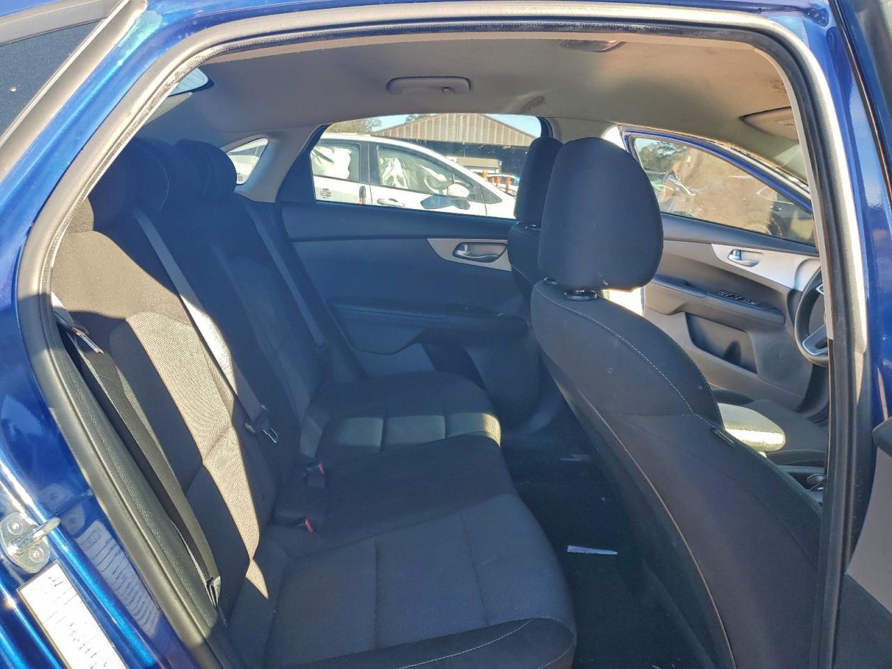 2023 KIA FORTE