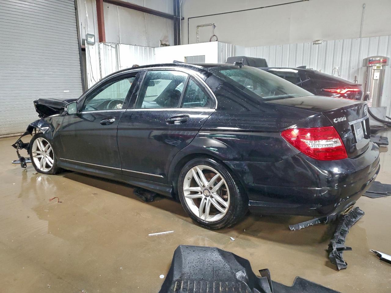 2012 MERCEDES-BENZ C-CLASS