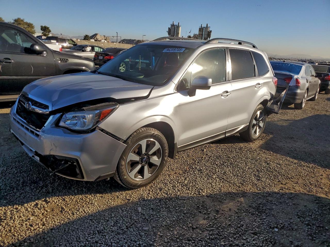 2017 SUBARU FORESTER