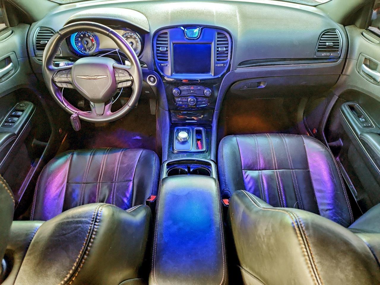 2016 CHRYSLER 300