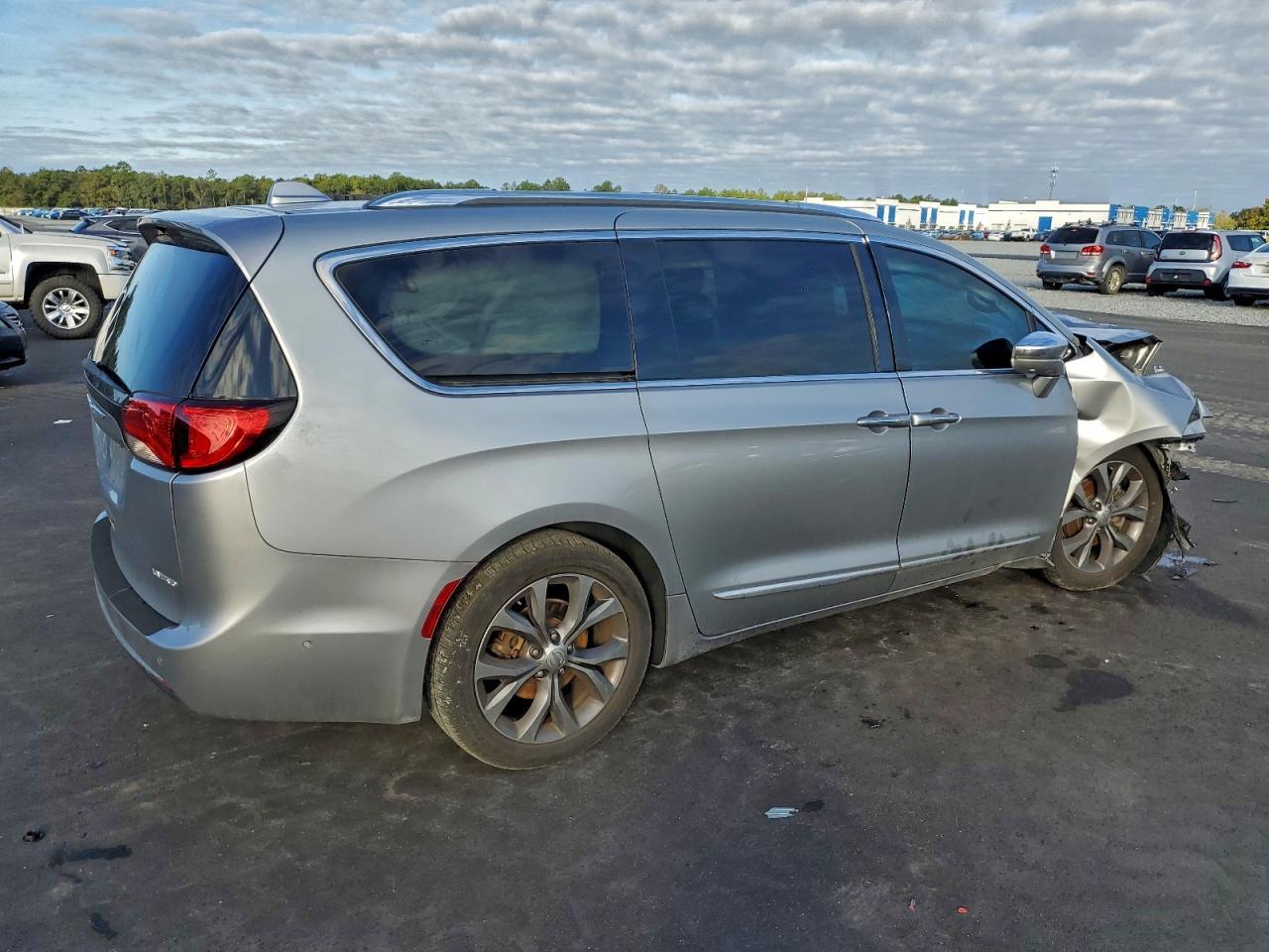 2020 CHRYSLER Pacifica