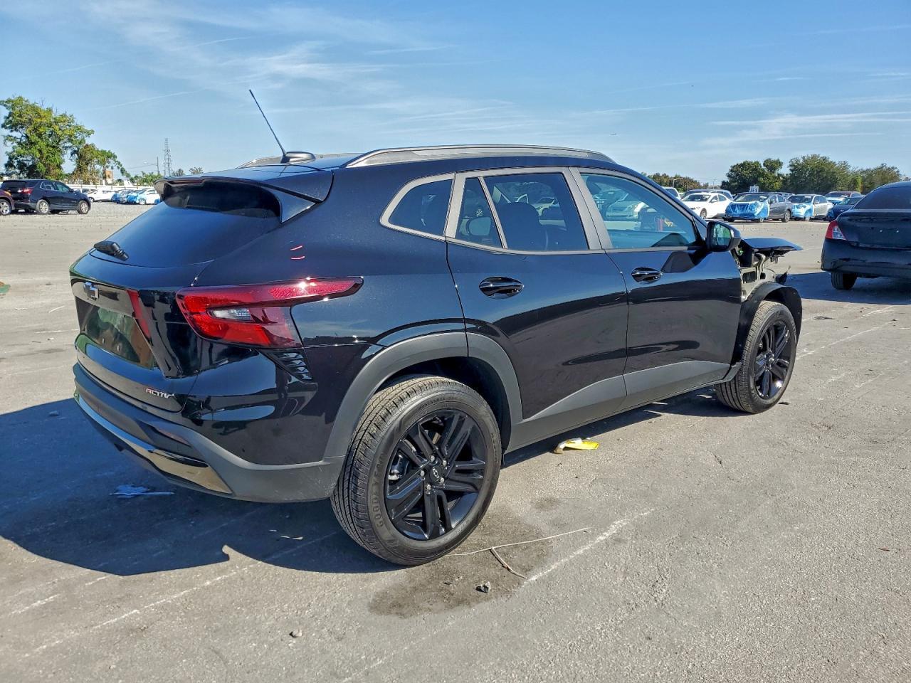 2025 CHEVROLET TRAX