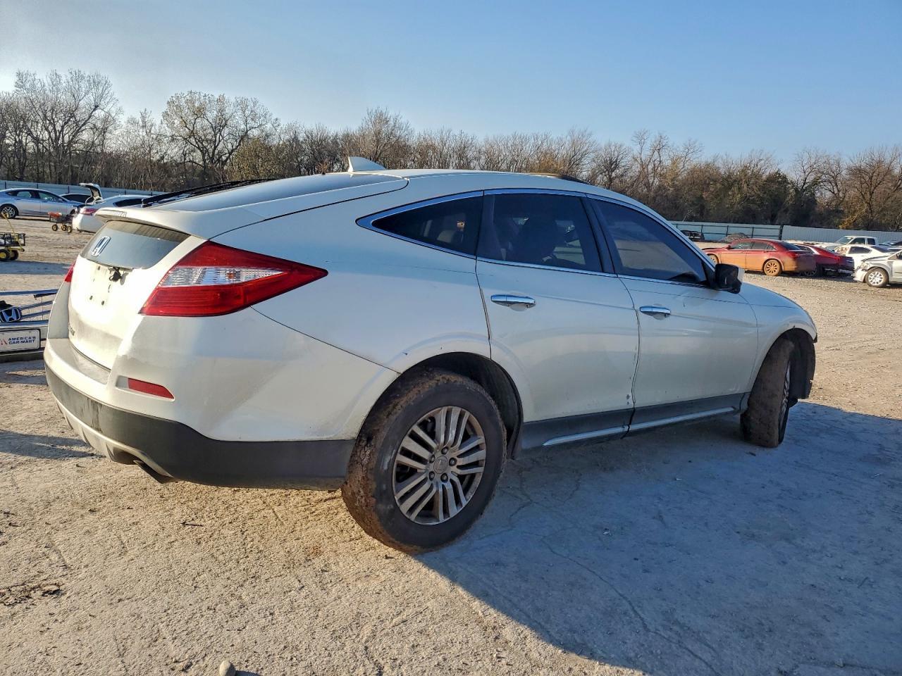 2015 HONDA Crosstour