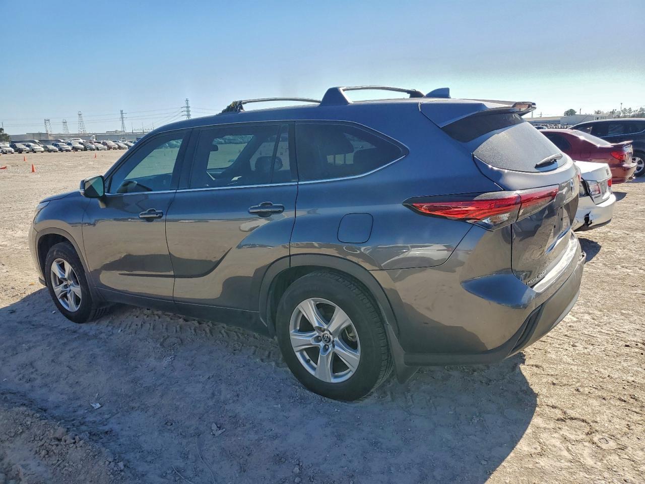 2021 TOYOTA HIGHLANDER