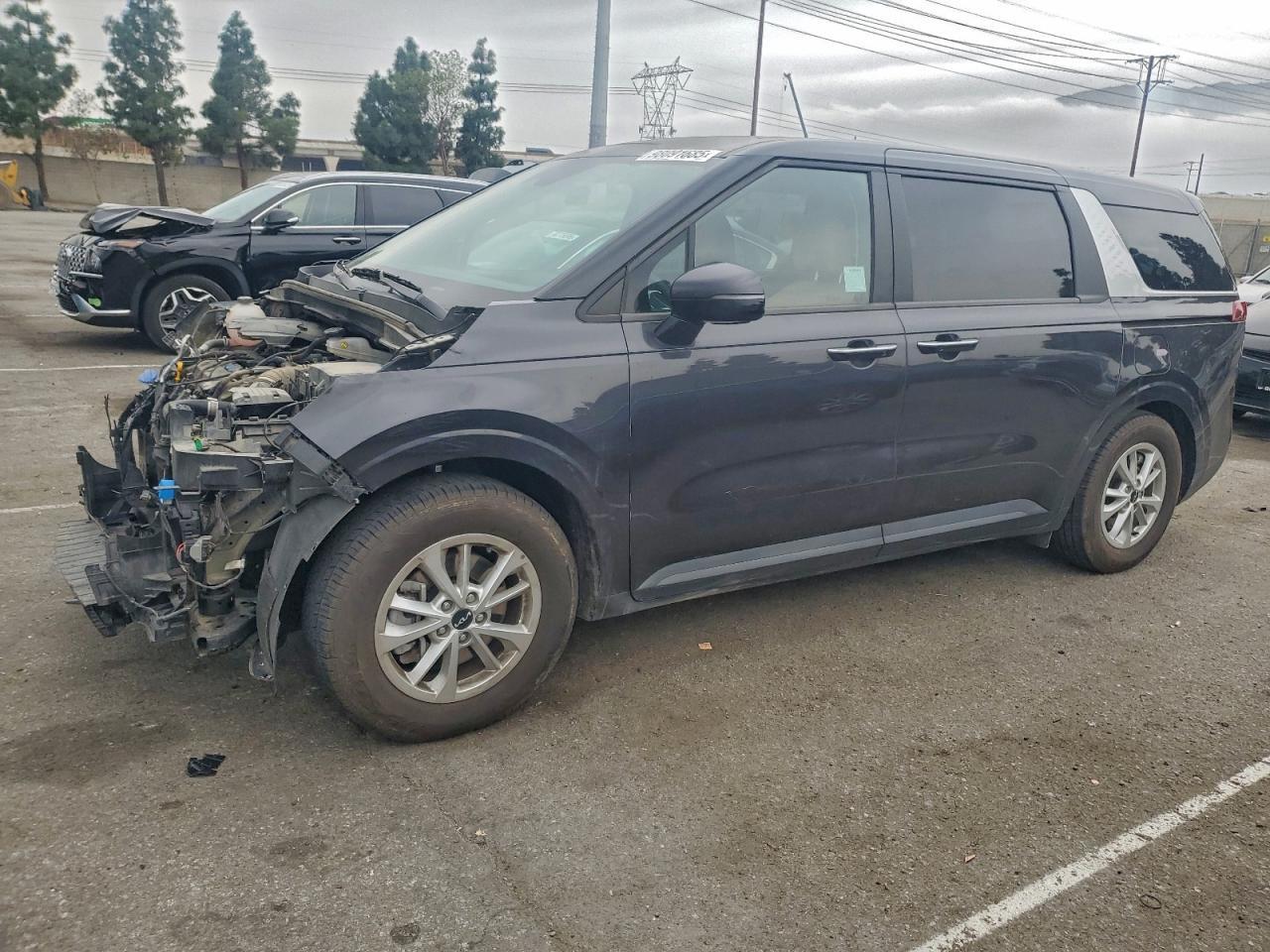 2024 KIA Carnival