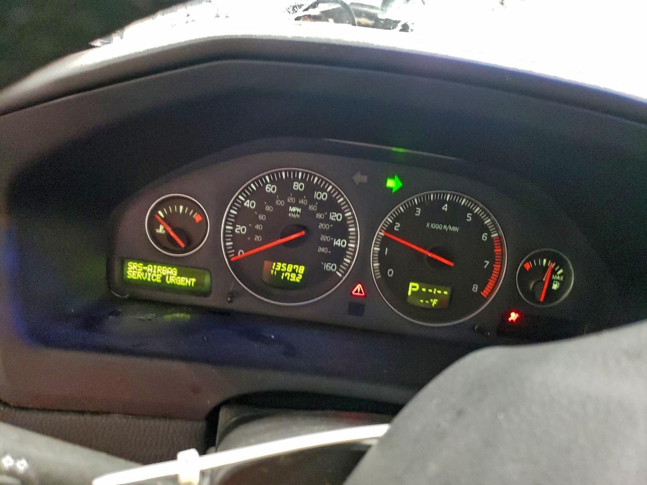 2007 VOLVO V70