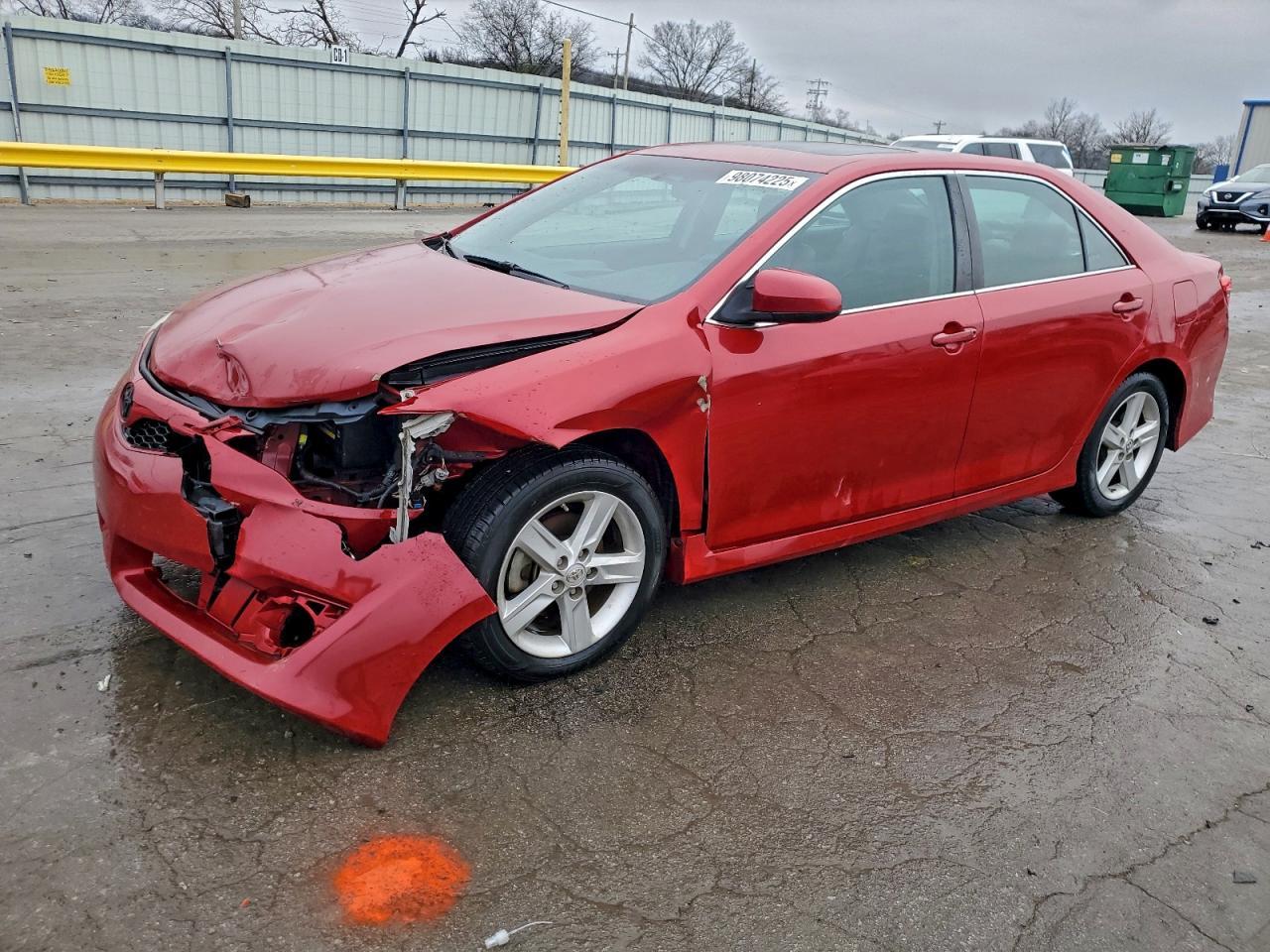 2014 TOYOTA CAMRY